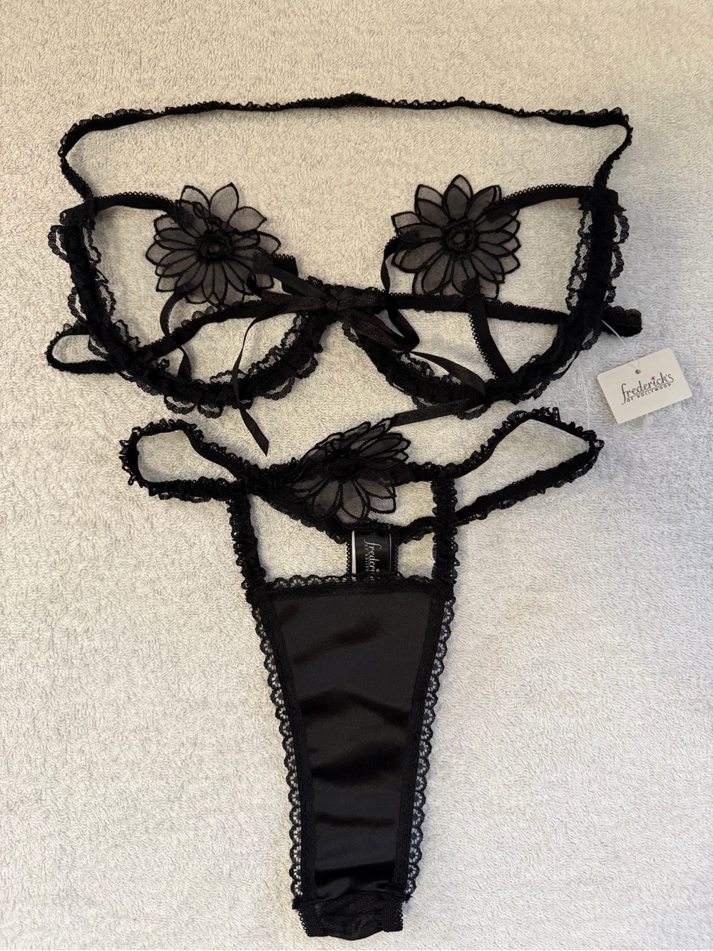 NWT Y2K Frederick’s of Hollywood Amelia Angelique 3278 Lingerie Set Boudoir Goth